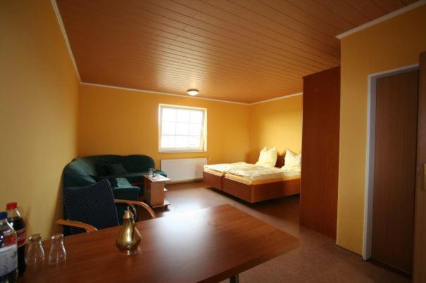 Ferienpark Aparthotel Seeland Schadeleben Extérieur photo