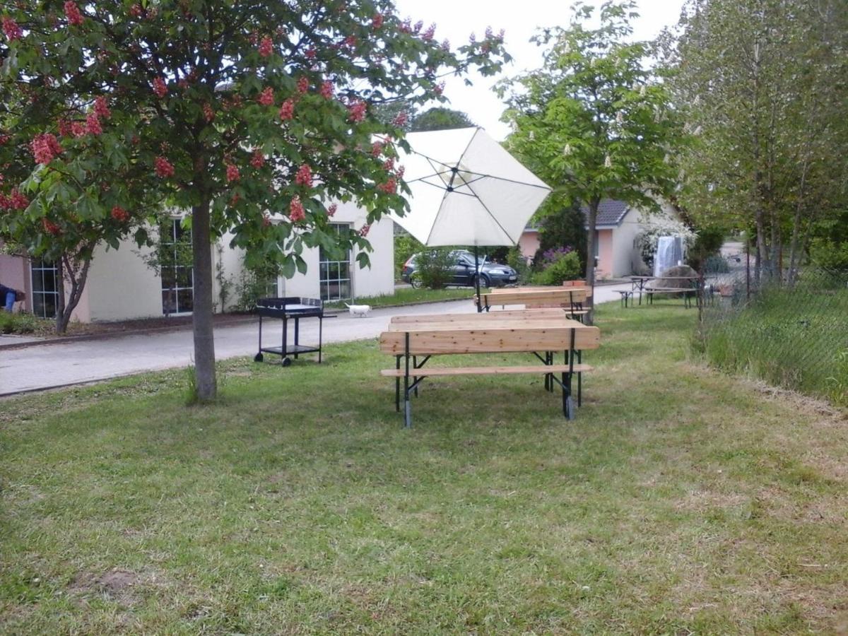 Ferienpark Aparthotel Seeland Schadeleben Extérieur photo